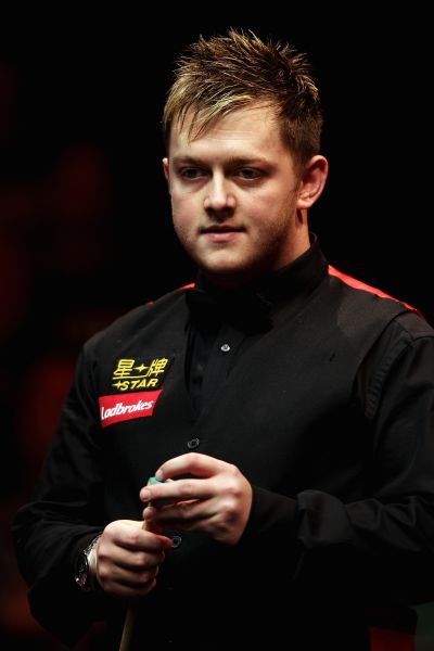 迎来更多荣 迎来更多荣