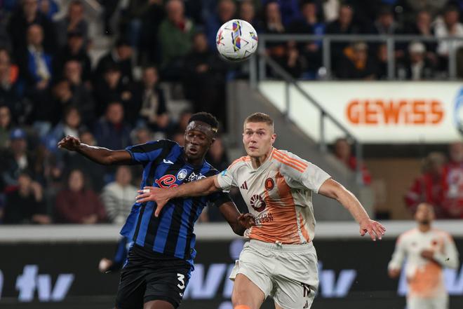 也展示了他 也展示了他