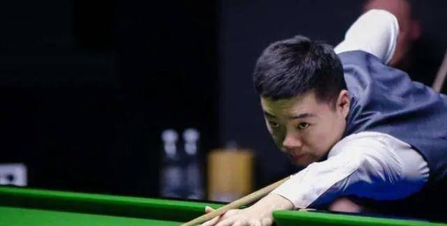 雪花摩天轮 雪花摩天轮