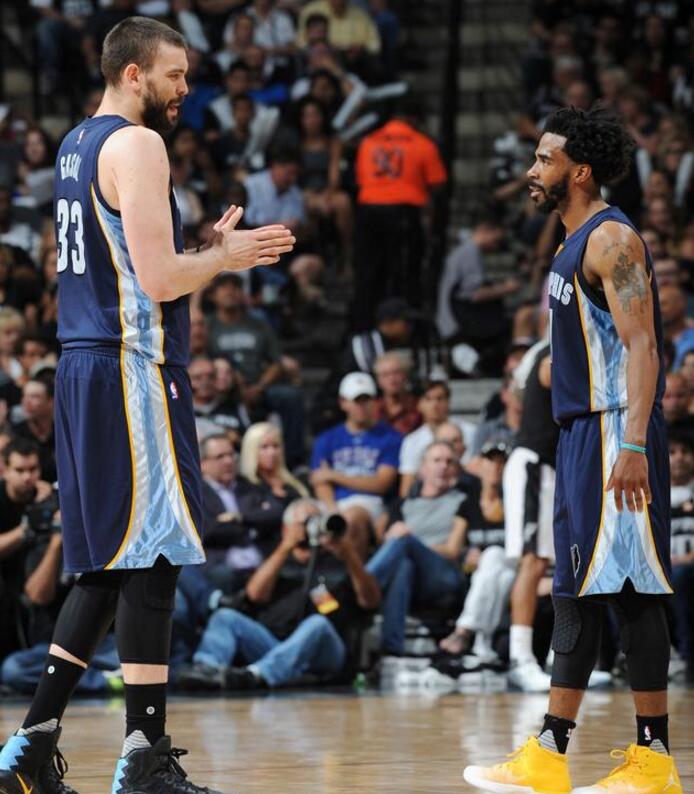 而是依靠多 而是依靠多